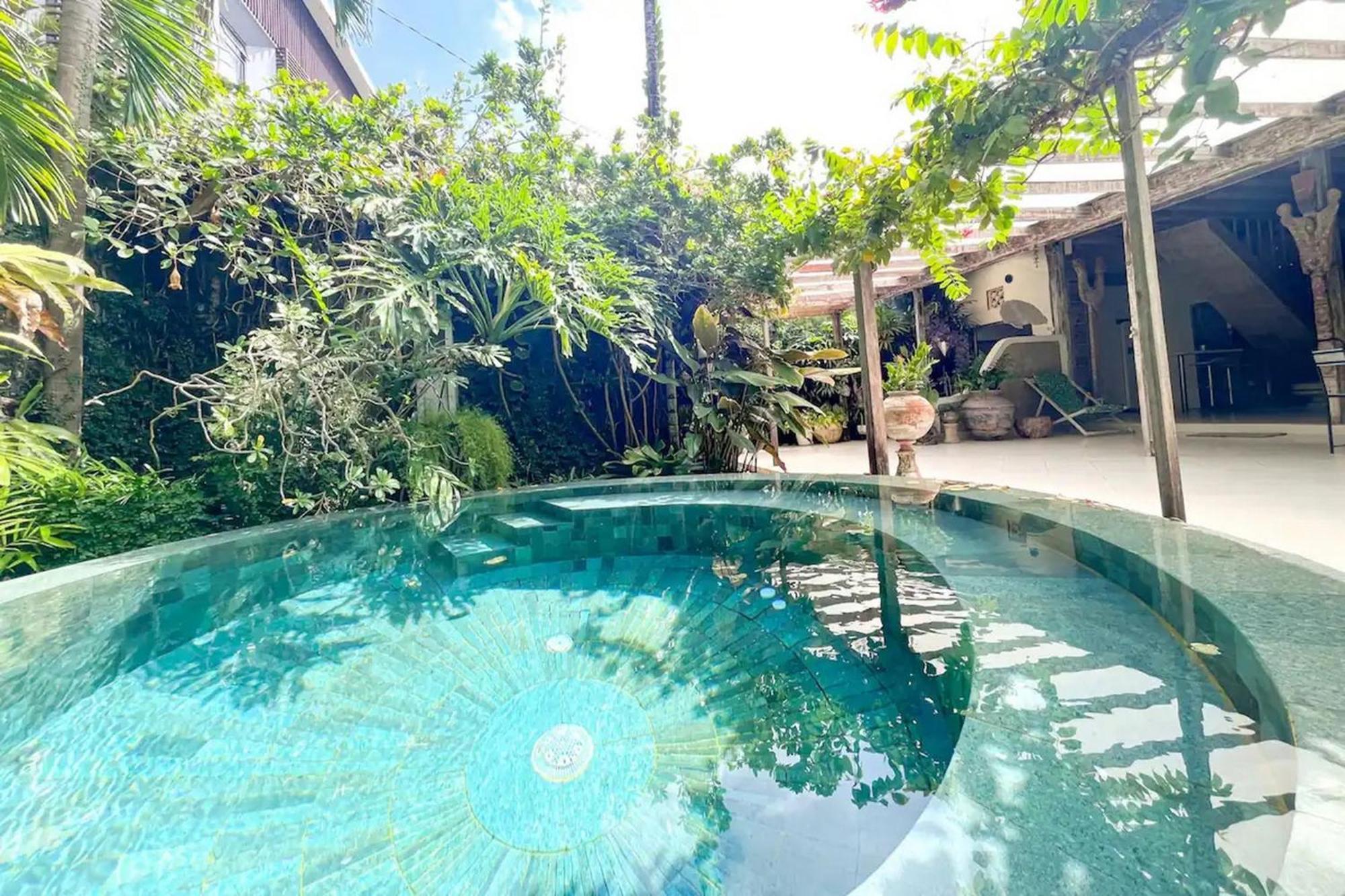 Wonder Villa, Close To The Main Strip Of Villa Seminyak (Bali)
